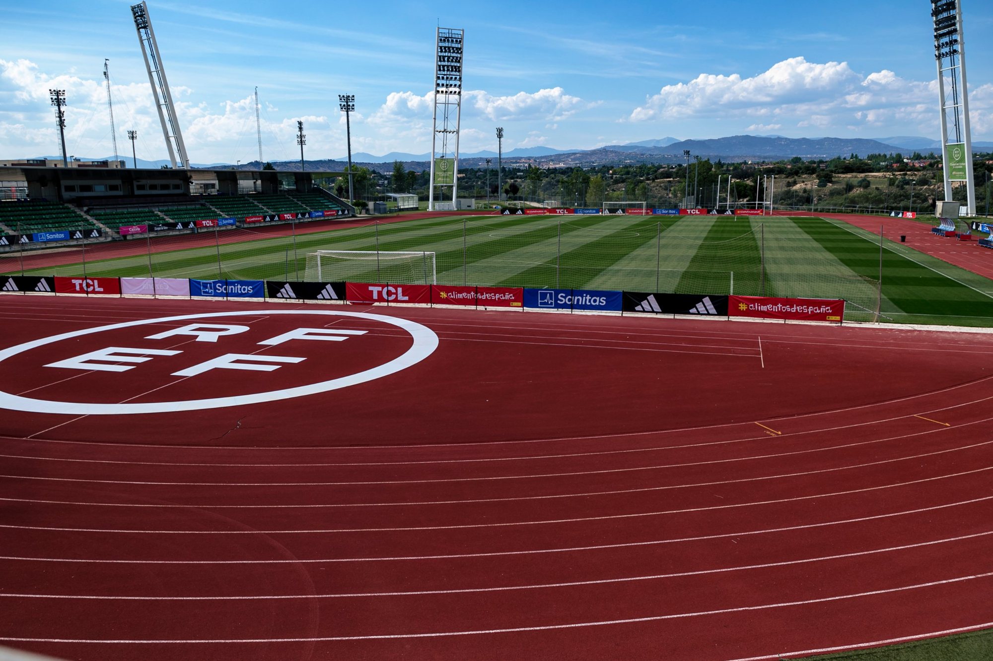 Rfef X Bstadium X Menta: El fútbol, desde dentro.